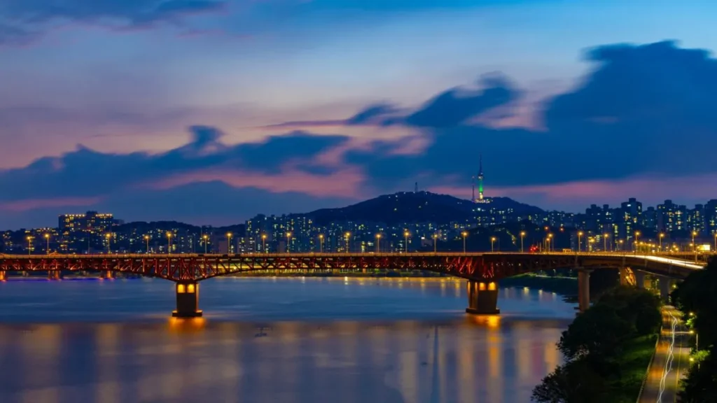 Exploring Seoul’s Creative Neighborhoods Loved by International K-Pop Fans 5 Seongsu-dong