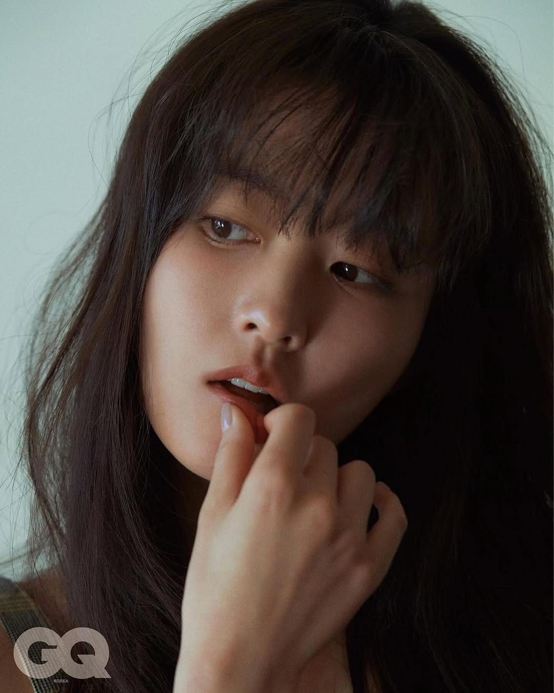 Park Bo Young sexy gaze