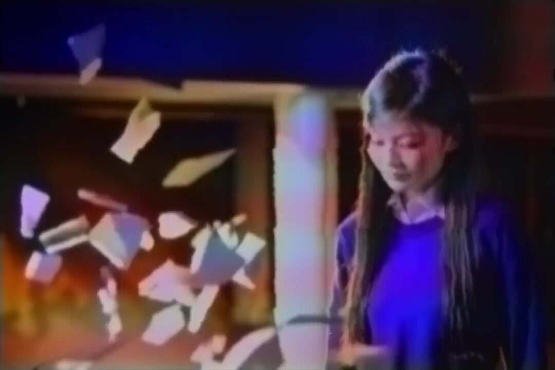 ILLIT MV Blue Hue Scene