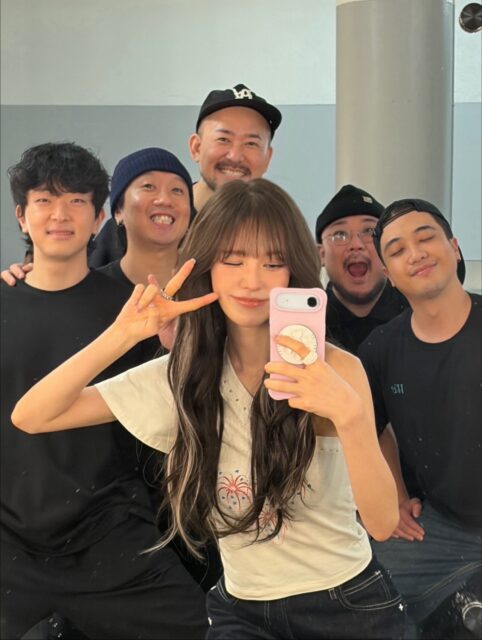 The Reality of Red Velvet Wendy’s Selfie Revealed in Latest Video 1 Mirror Selfie