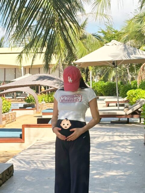 Jang Mi pregnancy photo 2