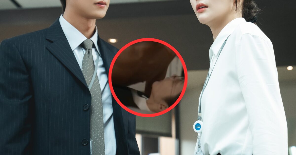 Marry My Husband scene