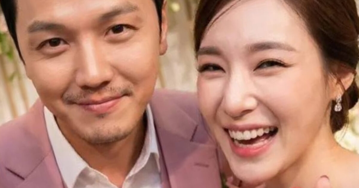 Fake wedding photo featuring Byun Yo Han and Tiffany