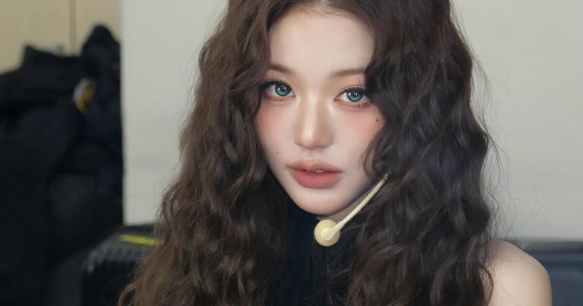 Her face says it all!