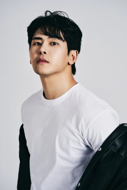 The K-Pop Curse Affecting 30+ Groups Goes Viral After NCT's Mark Leaves 5 | *RISE Entertainment*