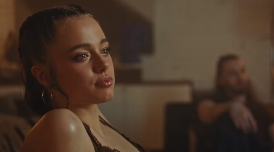 Shiloh Jolie in music video