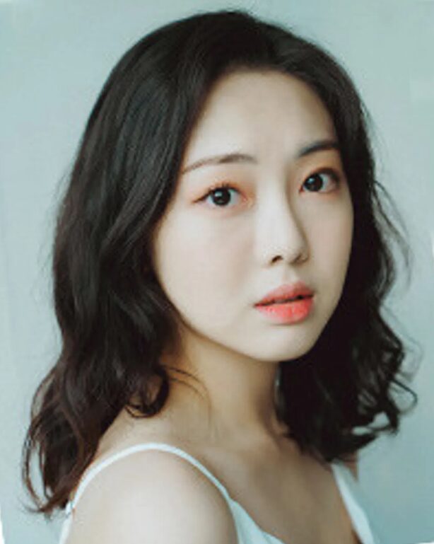 BTS V Returns to Acting: Meet His Female Lead Co-Star 1 jimin